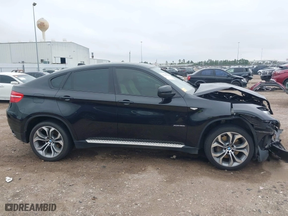 2014 BMW X6 50i with VIN 5UXFG8C51EL592556, listed as a IAAI auction lot 41604940 with 88,310 mi miles. Bid and sale history available at carsss.com. Image 13.