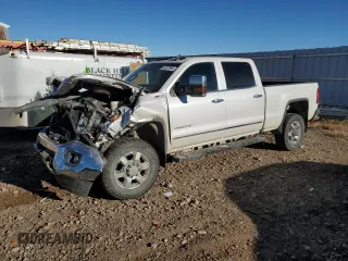 2018 GMC Sierra 2500HD SLT with VIN 1GT12TEY0JF224060, listed as a Copart auction lot 85872984 with 0 mi miles and Salvage Title. Bid and sale history available at carsss.com. Image 1.