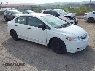2009 Honda Civic DX-VP z VIN 2HGFA16389H334611, wystawiony jako IAAI lot #42199901 z przebiegiem Nie podano mil oraz . Historia ofert i sprzedaży dostępna na DreamBid. Obrazek 1.