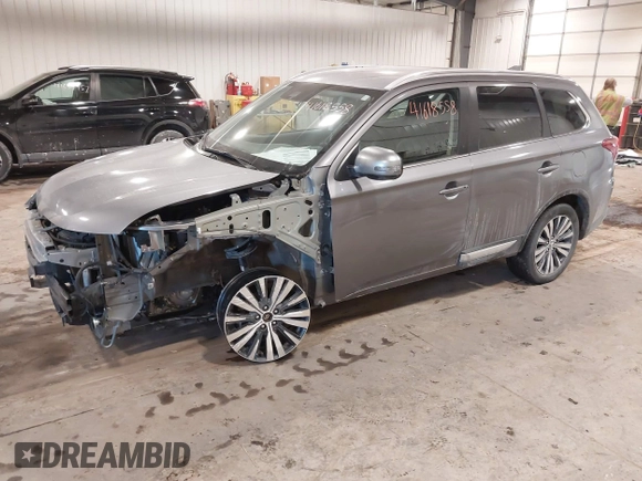 2020 Mitsubishi Outlander ES with VIN JA4AZ3A31LJ001073, listed as a IAAI auction lot 41618558 with 18,522 mi miles and . Bid and sale history available at DreamBid. Image 2.