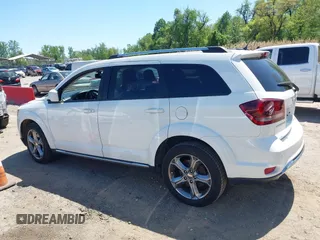 2016 Dodge Journey Crossroad Plus z VIN 3C4PDCGG4GT154134, wystawiony jako IAAI lot #42124659 z przebiegiem 101 700 mil mil oraz . Historia ofert i sprzedaży dostępna na DreamBid. Obrazek 14.