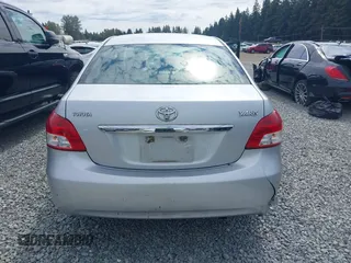 2009 Toyota Yaris with VIN JTDBT903391322248, listed as a IAAI auction lot 40112165 with 193,625 mi miles. Bid and sale history available at carsss.com. Image 16.