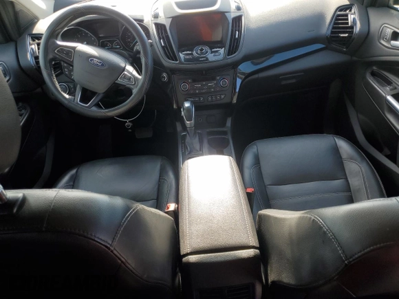 2019 Ford Escape Titanium с VIN 1FMCU9J91KUA35320, выставлен на аукционе Copart как лот 57755525 с пробегом 70 838 миль миль и На запчасти • Non repairable. История ставок и продаж доступна на DreamBid. Изображение 8.