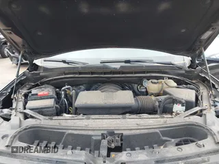 2023 Chevrolet Suburban Premier z VIN 1GNSKFKD2PR266705, wystawiony jako IAAI lot #42578313 z przebiegiem Nie podano mil oraz . Historia ofert i sprzedaży dostępna na DreamBid. Obrazek 10.