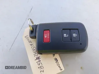 2019 Toyota Tacoma SR z VIN 3TMCZ5AN5KM249582, wystawiony jako IAAI lot #41925752 z przebiegiem 108 417 mil mil oraz . Historia ofert i sprzedaży dostępna na DreamBid. Obrazek 11.