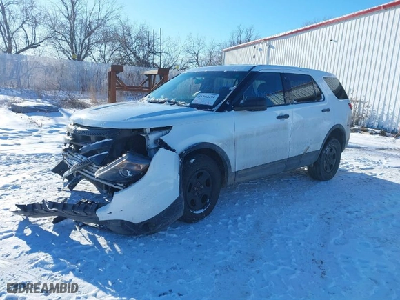2015 Ford Utility Police Interceptor with VIN 1FM5K8AR5FGC42595, listed as a IAAI auction lot 41202194 with 94,123 mi miles. Bid and sale history available at carsss.com. Image 2.