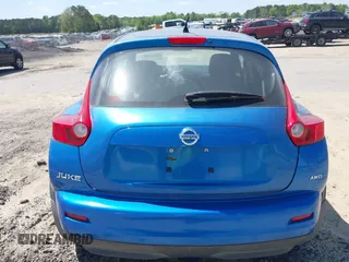 2011 Nissan Juke SL with VIN JN8AF5MV6BT015680, listed as a IAAI auction lot 42059259 with 105,704 mi miles. Bid and sale history available at carsss.com. Image 17.