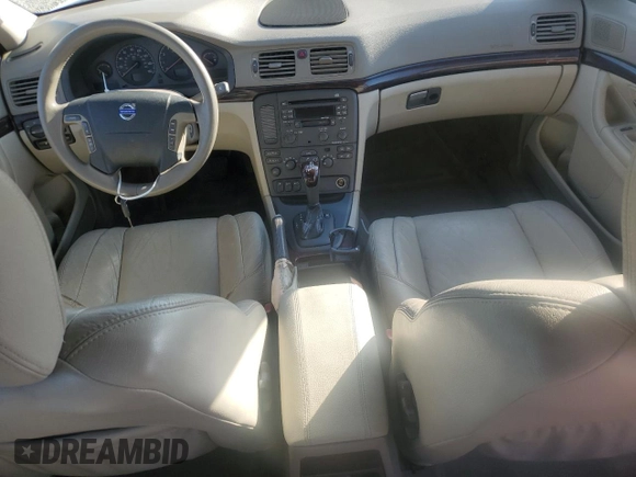 2002 Volvo S80 z VIN YV1TS91D521261855, wystawiony jako Copart lot #41885225 z przebiegiem 81 920 mil mil oraz Szkoda całkowita • Salvage title. Historia ofert i sprzedaży dostępna na DreamBid. Obrazek 8.