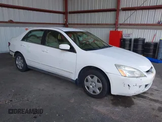 2005 Honda Accord LX z VIN 1HGCM56485A043688, wystawiony jako IAAI lot #42216651 z przebiegiem 231 138 mil mil oraz . Historia ofert i sprzedaży dostępna na DreamBid. Obrazek 1.