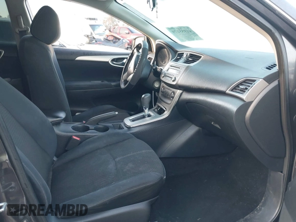 2014 Nissan Sentra SV z VIN 3N1AB7AP5EY305173, wystawiony jako IAAI lot #41855179 z przebiegiem 119 614 mil mil oraz . Historia ofert i sprzedaży dostępna na DreamBid. Obrazek 5.