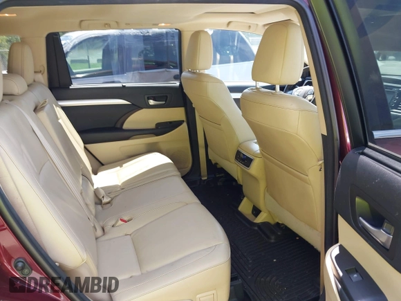 2015 Toyota Highlander XLE z VIN 5TDJKRFH3FS200862, wystawiony jako IAAI lot #42435728 z przebiegiem 100 821 mil mil oraz . Historia ofert i sprzedaży dostępna na DreamBid. Obrazek 8.
