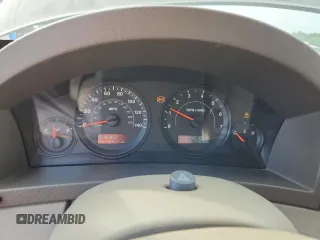 2005 Jeep Grand Cherokee Laredo with VIN 1J4GR48K15C542757, listed as a Copart auction lot 61928775 with 421,067 mi miles and Clean title. Bid and sale history available at DreamBid. Image 9.