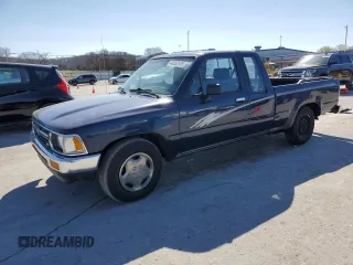1993 Toyota Pickup z VIN JT4VN93D6P5038601, wystawiony jako Copart lot #49533135 z przebiegiem 238 026 mil mil oraz Czysty tytuł • Clean title. Historia ofert i sprzedaży dostępna na DreamBid. Obrazek 1.