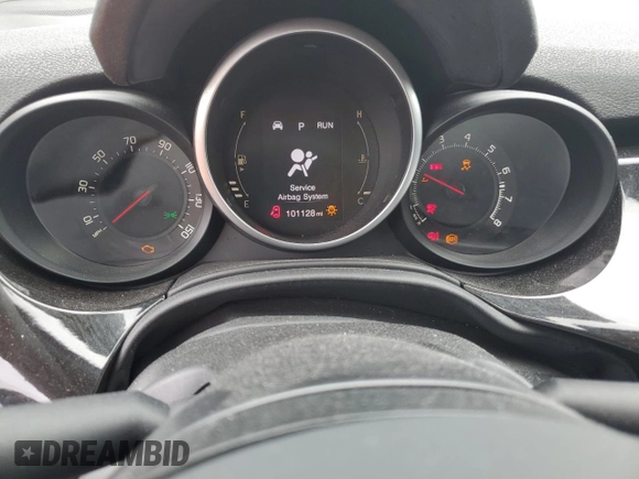 2016 FIAT 500X Easy with VIN ZFBCFXBT2GP364842, listed as a Copart auction lot 56557725 with 101,128 mi miles and Salvage title. Bid and sale history available at DreamBid. Image 9.