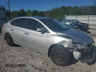 2014 Nissan Sentra SV z VIN 3N1AB7AP2EY268664, wystawiony jako Copart lot #52020415 z przebiegiem 95 614 mil mil oraz Szkoda całkowita • Salvage title. Historia ofert i sprzedaży dostępna na DreamBid. Obrazek 4.