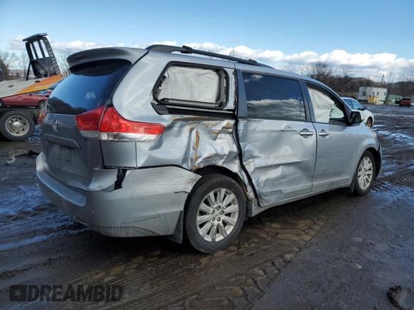 2012 Toyota Sienna XLE with VIN 5TDDK3DC9CS047675, listed as a Copart auction lot 43579335 with 0 mi miles and Clean Title. Bid and sale history available at carsss.com. Image 3.