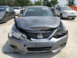 2017 Nissan Altima SR z VIN 1N4AL3AP7HN362727, wystawiony jako Copart lot #56459815 z przebiegiem 132 518 mil mil oraz Szkoda całkowita • Salvage title. Historia ofert i sprzedaży dostępna na DreamBid. Obrazek 5.