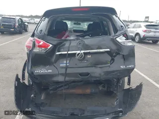 2016 Nissan Rogue SV with VIN 5N1AT2MV4GC877592, listed as a IAAI auction lot 41791451 with 84,385 mi miles. Bid and sale history available at carsss.com. Image 17.
