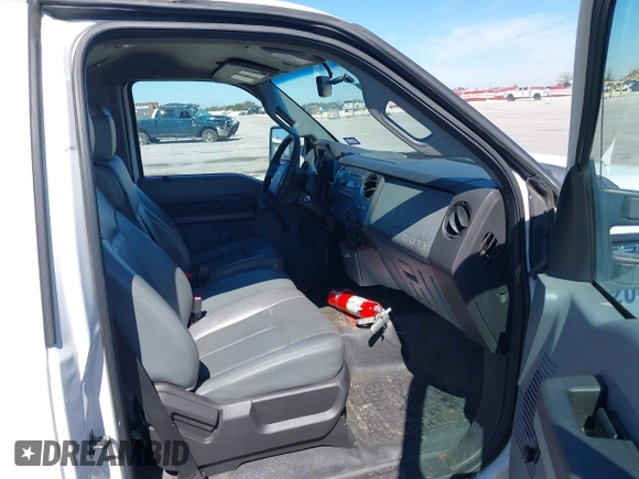 2011 Ford F-250 XL with VIN 1FDBF2A64BED08067, listed as a IAAI auction lot 41654526 with 166,167 mi miles and . Bid and sale history available at DreamBid. Image 5.