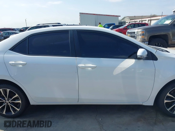 2019 Toyota Corolla L z VIN 5YFBURHEXKP885270, wystawiony jako IAAI lot #42291425 z przebiegiem 82 304 mil mil oraz . Historia ofert i sprzedaży dostępna na DreamBid. Obrazek 14.