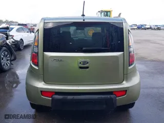 2011 Kia Soul + with VIN KNDJT2A26B7296787, listed as a IAAI auction lot 41889946 with 129,052 mi miles. Bid and sale history available at carsss.com. Image 16.