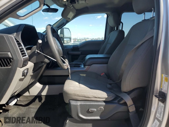 2017 Ford F-350 Platinum with VIN 1FT8W3B68HEB95946, listed as a Copart auction lot 46710265 with 180,914 mi miles and Salvage title. Bid and sale history available at DreamBid. Image 7.