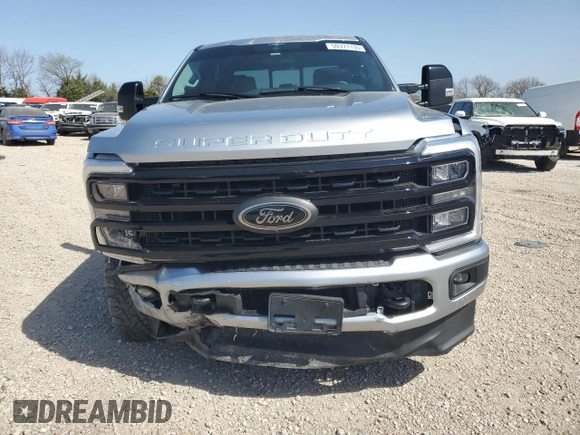 2023 Ford F-350 XL с VIN 1FT8W3BT5PEE10395, выставлен на аукционе Copart как лот 50371135 с пробегом 33 384 миль миль и Списание • Salvage title. История ставок и продаж доступна на DreamBid. Изображение 5.