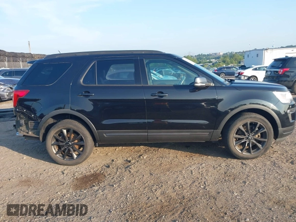 2019 Ford Explorer XLT с VIN 1FM5K8DH7KGA48681, выставлен на аукционе IAAI как лот 42757249 с пробегом 27 416 миль миль и . История ставок и продаж доступна на DreamBid. Изображение 13.