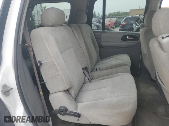 2005 Chevrolet TrailBlazer LS with VIN 1GNET16S556113398, listed as a Copart auction lot 71268844 with Not Provided miles and Salvage Title. Bid and sale history available at DreamBid. Image 11.