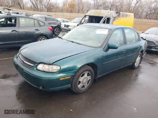 2000 Chevrolet Malibu LS with VIN 1G1NE52J4Y6135123, listed as a IAAI auction lot 41162955 with 164,327 mi miles. Bid and sale history available at carsss.com. Image 2.
