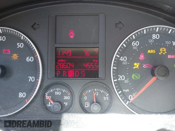 2007 Volkswagen Rabbit with VIN WVWBS71K77W063194, listed as a IAAI auction lot 42630227 with 28,604 mi miles and . Bid and sale history available at DreamBid. Image 7.