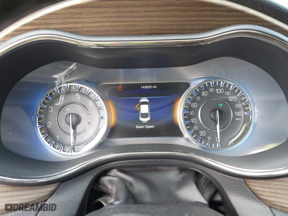 2015 Chrysler 200 C with VIN 1C3CCCEG2FN610445, listed as a IAAI auction lot 41759325 with 143,620 mi miles. Bid and sale history available at carsss.com. Image 7.