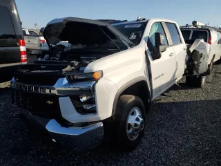 2023 Chevrolet Silverado 3500HD LT with VIN 1GC4YTEY1PF101520, listed as a Copart auction lot 46656335 with 61,875 mi miles and Clean Title. Bid and sale history available at carsss.com. Image 1.