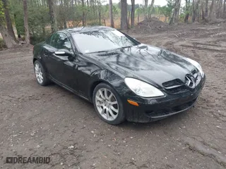 2007 Mercedes-Benz SLK-Class 3.5L with VIN WDBWK56FX7F148904, listed as a IAAI auction lot 41975034 with 93,793 mi miles. Bid and sale history available at carsss.com. Image 1.
