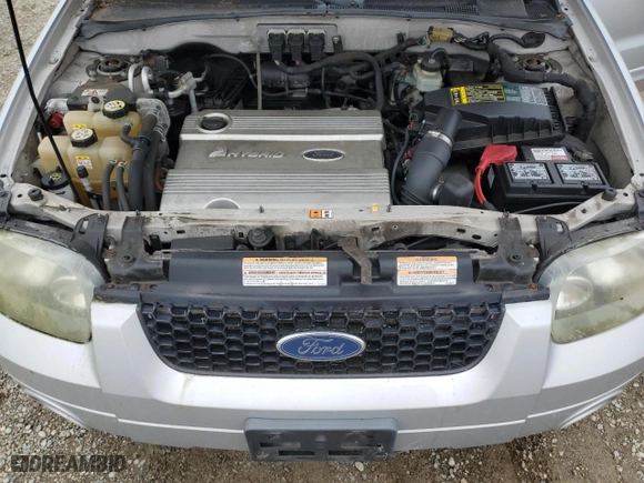 2005 Ford Escape Hybrid with VIN 1FMCU95HX5KC07541, listed as a Copart auction lot 84209534 with 187,074 mi miles and Clean Title. Bid and sale history available at carsss.com. Image 11.