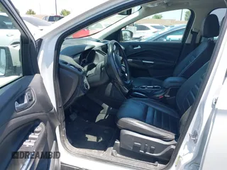 2015 Ford Escape Titanium с VIN 1FMCU0J92FUB25268, выставлен на аукционе IAAI как лот 42489681 с пробегом 139 809 миль миль и . История ставок и продаж доступна на DreamBid. Изображение 5.