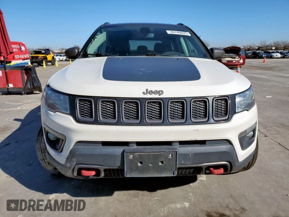 2020 Jeep Compass Trailhawk with VIN 3C4NJDDB7LT118561, listed as a Copart auction lot 46740025 with 61,286 mi miles and Salvage Title. Bid and sale history available at carsss.com. Image 5.