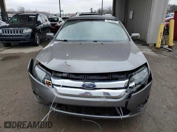 2011 Ford Fusion SE with VIN 3FAHP0HA4BR341342, listed as a Copart auction lot 44176785 with 194,738 mi miles and Clean Title. Bid and sale history available at carsss.com. Image 5.