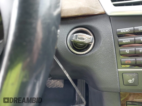 2011 Mercedes-Benz E 350 Luxury с VIN WDDHF8HB6BA373522, выставлен на аукционе IAAI как лот 42371558 с пробегом 140 768 миль миль и . История ставок и продаж доступна на DreamBid. Изображение 11.