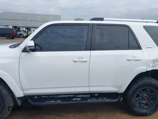 2015 Toyota 4Runner Limited with VIN JTEBU5JR3F5214950, listed as a IAAI auction lot 41449391 with 163,030 mi miles and . Bid and sale history available at DreamBid. Image 15.