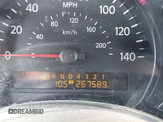 2004 Nissan Titan LE with VIN 1N6AA07B04N525607, listed as a IAAI auction lot 42180184 with 267,589 mi miles. Bid and sale history available at carsss.com. Image 7.