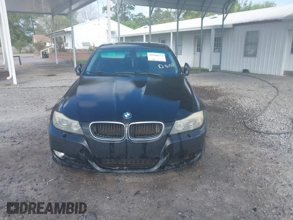 2011 BMW 3 Series 335i with VIN WBAPM5C57BE435169, listed as a IAAI auction lot 41940172 with 136,346 mi miles. Bid and sale history available at carsss.com. Image 12.