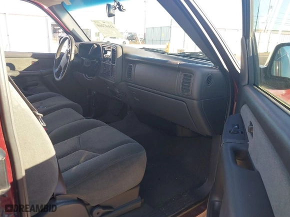 2003 Chevrolet Silverado 1500 LT with VIN 1GCEK19T33E304904, listed as a IAAI auction lot 41647065 with 109,057 mi miles. Bid and sale history available at carsss.com. Image 5.