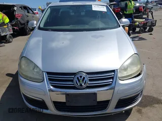 2005 Volkswagen Jetta 2.5 with VIN 3VWSG71K35M628391, listed as a IAAI auction lot 42302550 with 143,565 mi miles and . Bid and sale history available at DreamBid. Image 12.