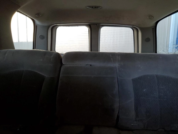 2002 Chevrolet Tahoe LT with VIN 1GNEK13Z62R178338, listed as a Copart auction lot 88915375 with 201,976 mi miles and Salvage Title. Bid and sale history available at carsss.com. Image 10.
