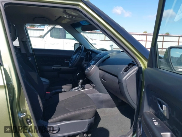 2012 Kia Soul + with VIN KNDJT2A66C7416740, listed as a IAAI auction lot 42085271 with 74,512 mi miles. Bid and sale history available at carsss.com. Image 5.
