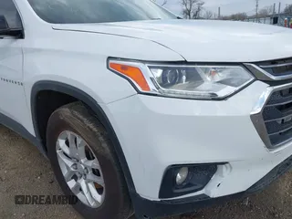 2020 Chevrolet Traverse LS with VIN 1GNEVFKW8LJ185870, listed as a IAAI auction lot 41415934 with 69,993 mi miles. Bid and sale history available at carsss.com. Image 18.