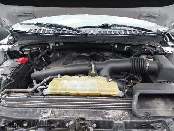 2019 Ford Expedition XLT with VIN 1FMJU1JT0KEA84331, listed as a IAAI auction lot 41800516 with 41,282 mi miles. Bid and sale history available at carsss.com. Image 10.