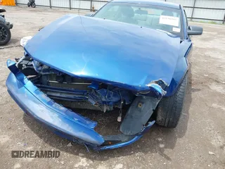 2008 Ford Mustang Deluxe with VIN 1ZVHT80NX85120503, listed as a IAAI auction lot 42530285 with 171,570 mi miles and . Bid and sale history available at DreamBid. Image 6.