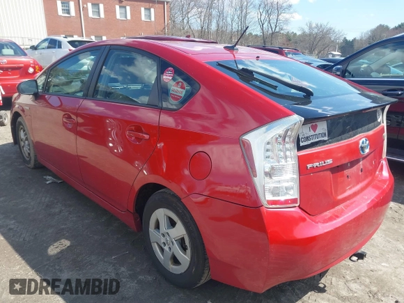 2010 Toyota Prius II with VIN JTDKN3DUXA0026700, listed as a IAAI auction lot 41869537 with 301,158 mi miles. Bid and sale history available at carsss.com. Image 3.